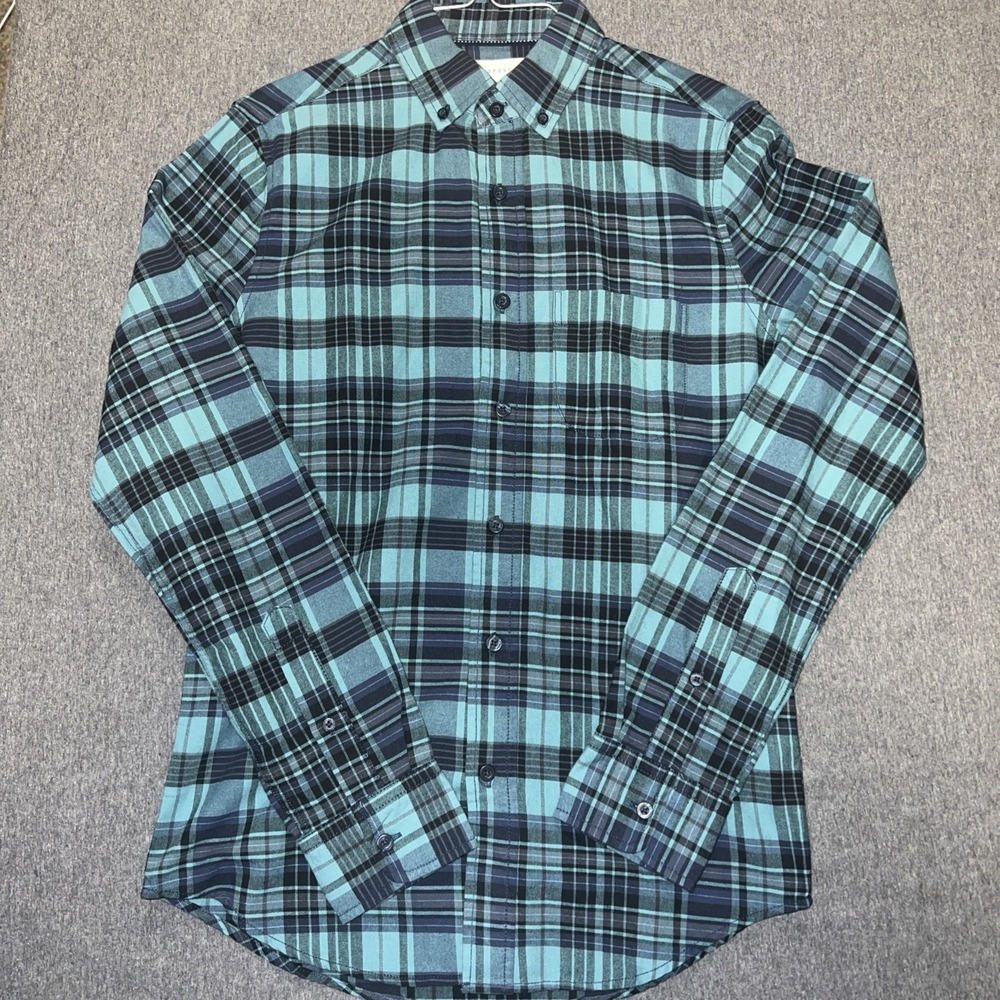Aeropostale Men's Long Sleeve XS Button Down Shirt Plaid Blue